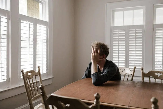 Stress et maux de tête persistants: Comprendre et résoudre